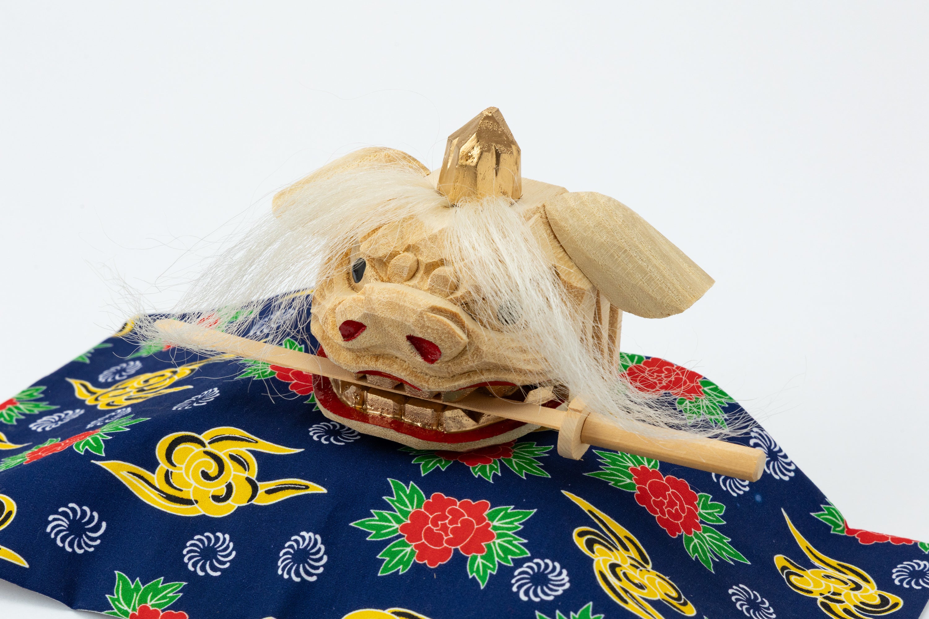 加賀獅子頭（ガラスケース付）G25