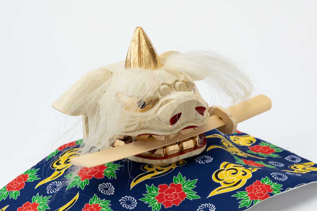 加賀獅子頭（ガラスケース付）G30