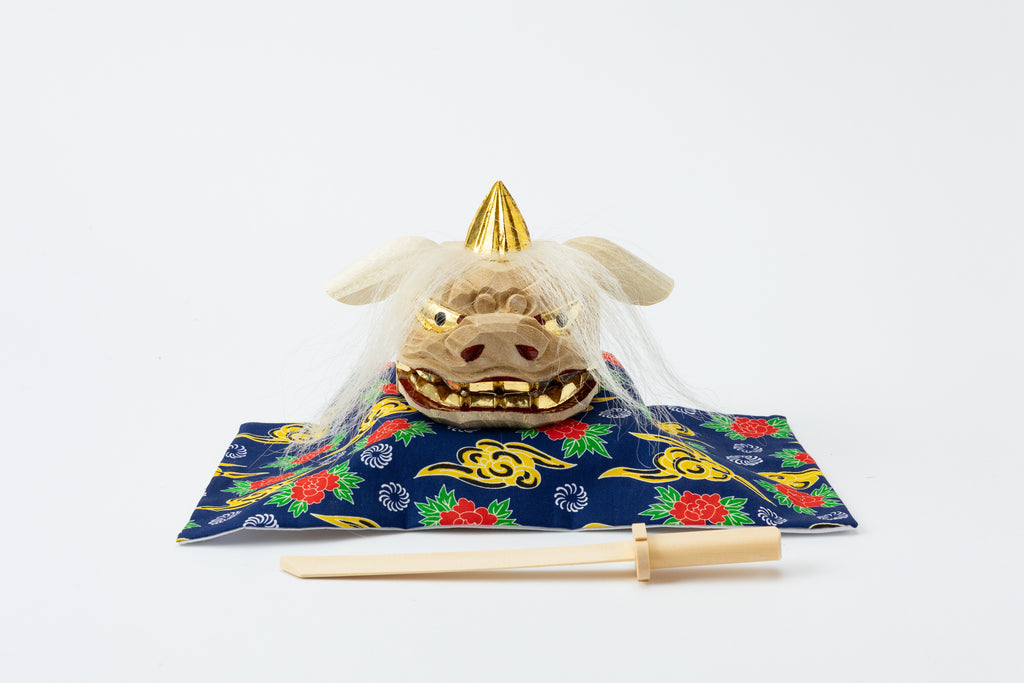 加賀獅子頭 金箔本毛仕上げ（ガラスケース付）｜G32