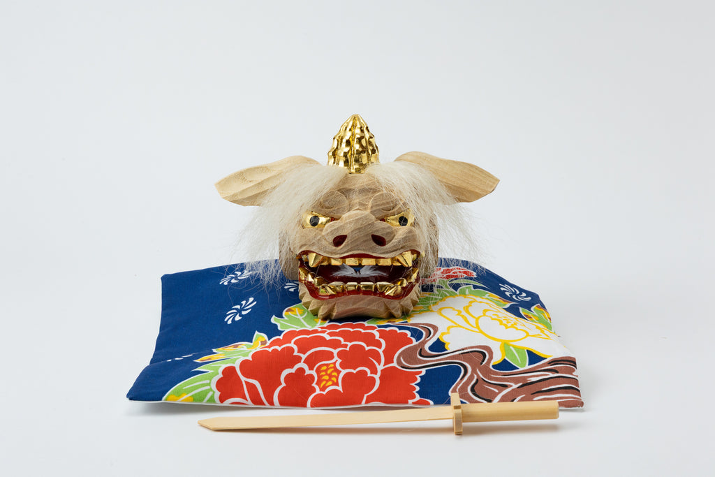 加賀獅子頭 金箔本毛仕上げ（ガラスケース付）｜G40