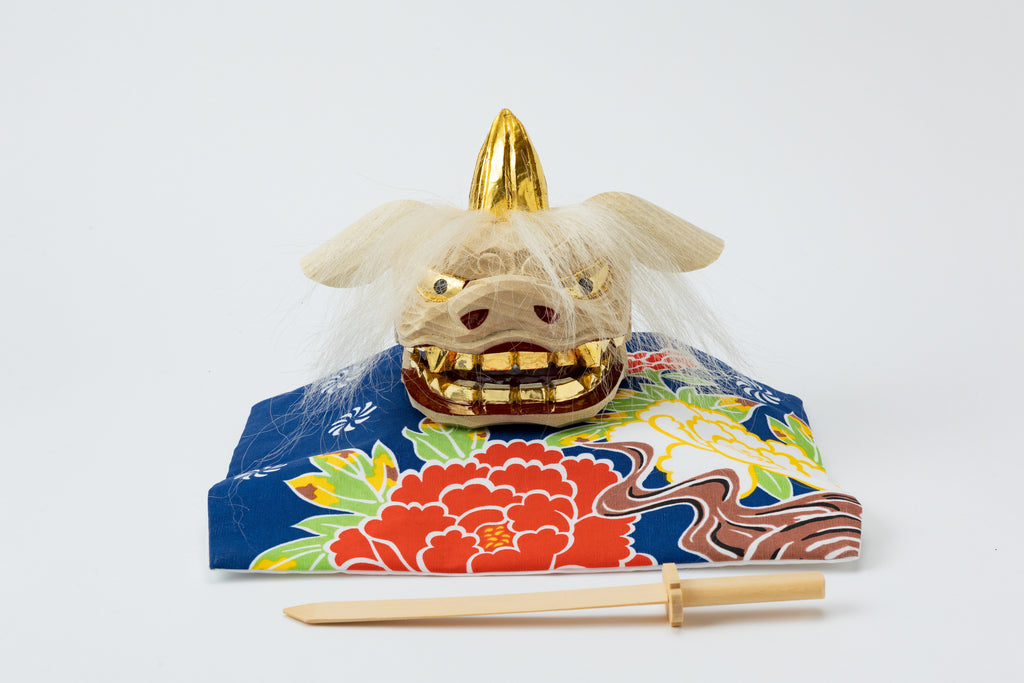 加賀獅子頭 金箔本毛仕上げ（ガラスケース付）｜G33