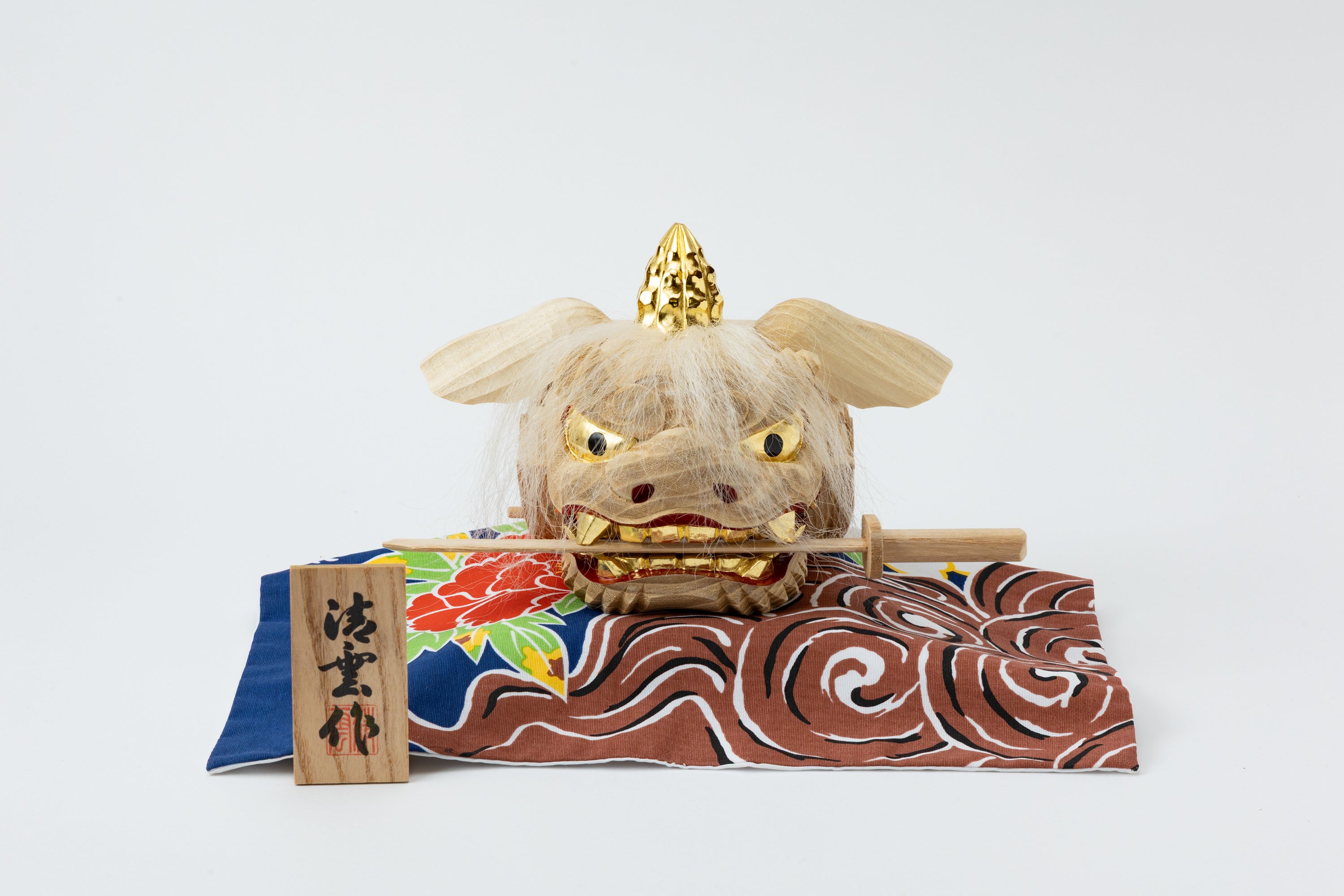加賀獅子頭（ガラスケース付）G41