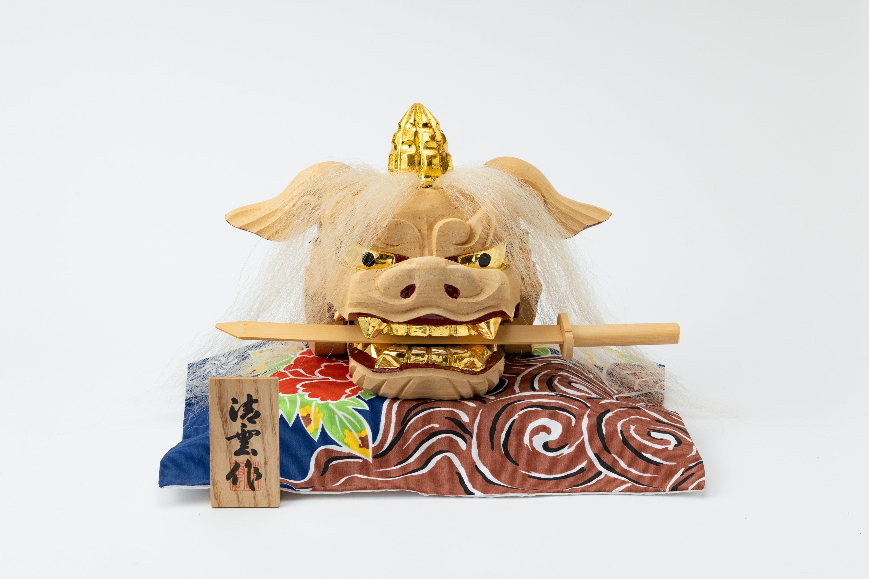 加賀獅子頭（ガラスケース付）G50