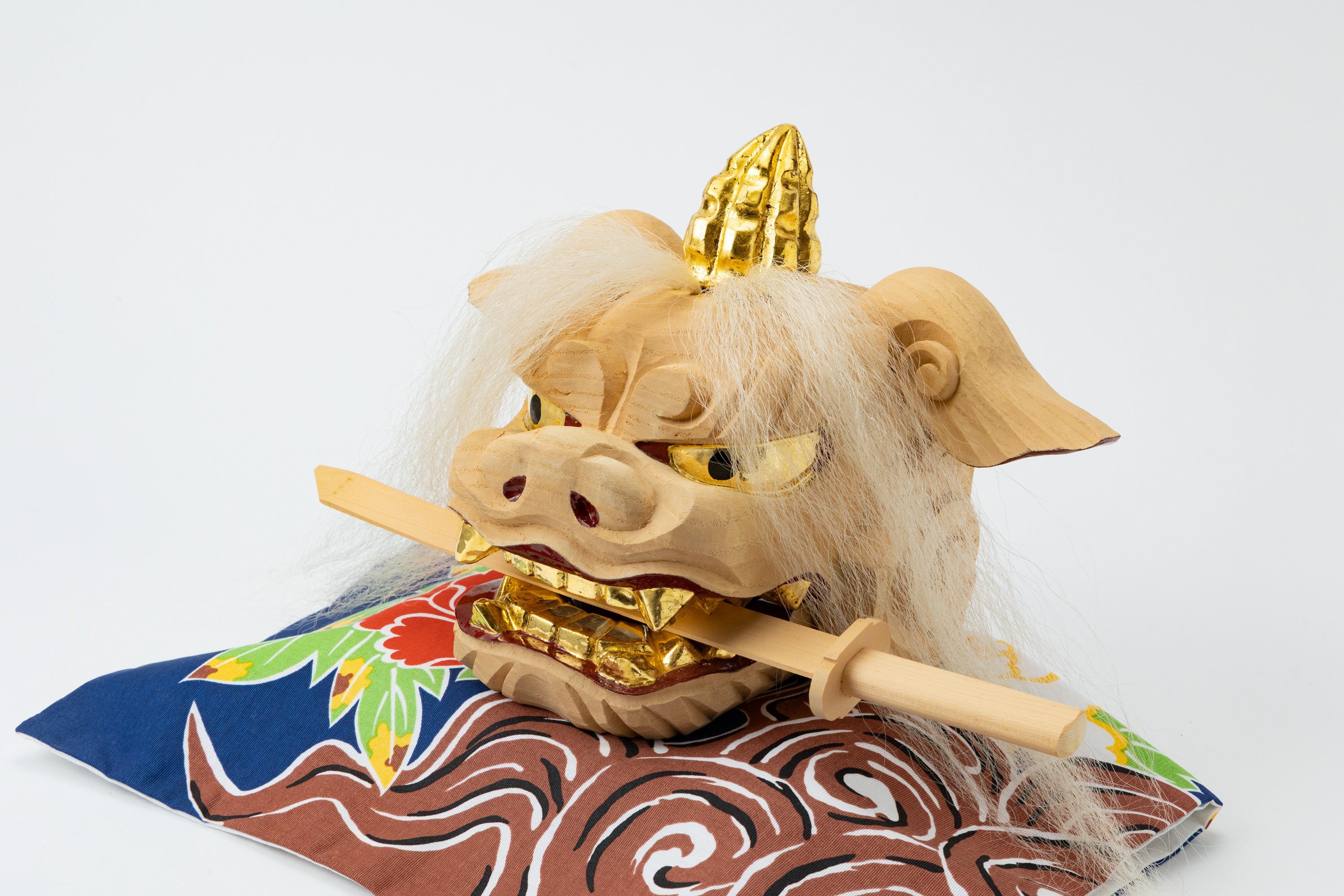 加賀獅子頭（ガラスケース付）G50