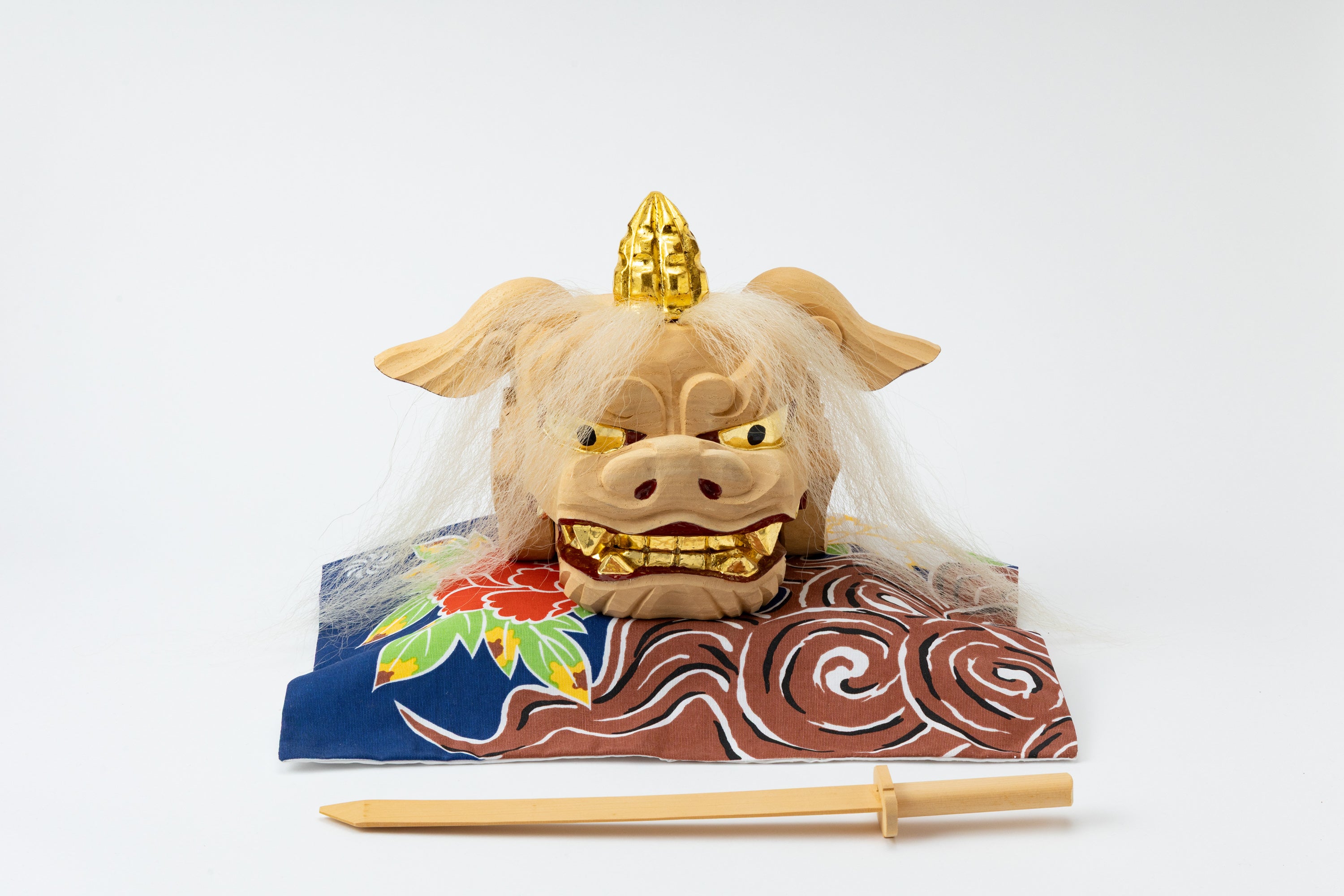 加賀獅子頭（ガラスケース付）G50