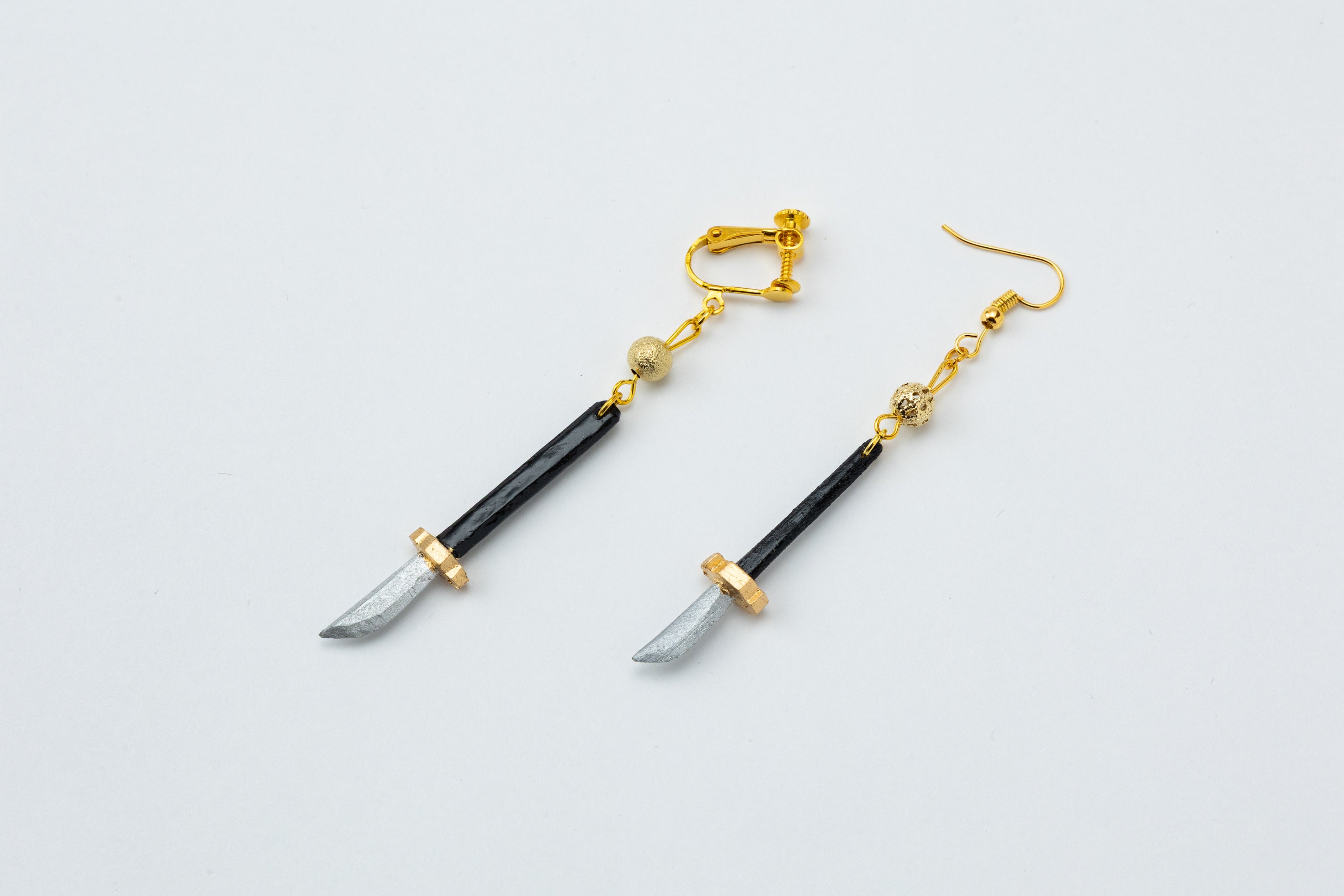 薙刀耳飾り塗り（ピアス／イヤリング）